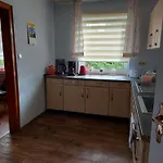 Nyaraló Hanna Apen
